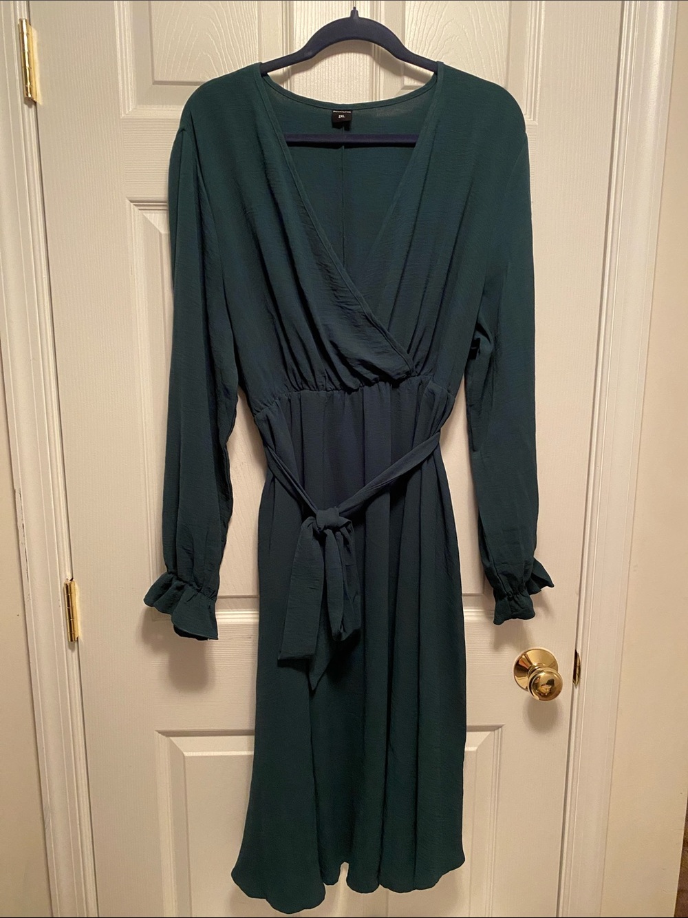 Scomchic Long Sleeve Midi Dress with Belt …size 2XL